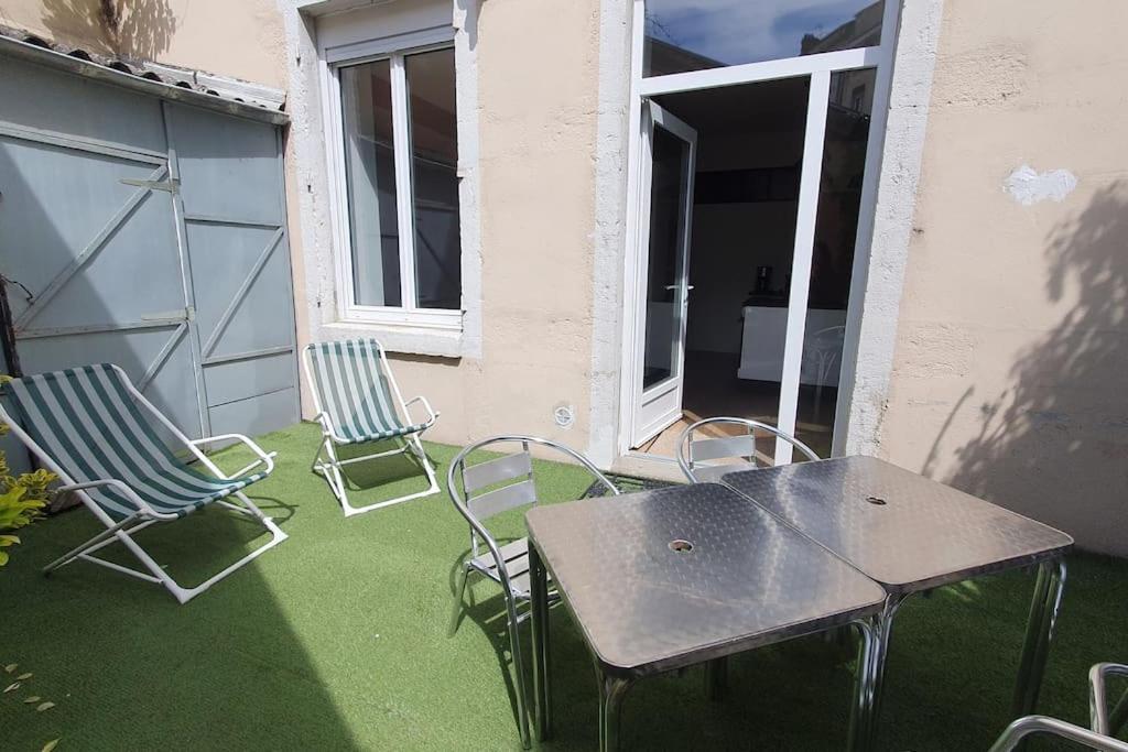 Classe 4 Etoiles - Cybele - Centre Ville 2 Chambres, Cour Privative Et Garage Vienne  Buitenkant foto